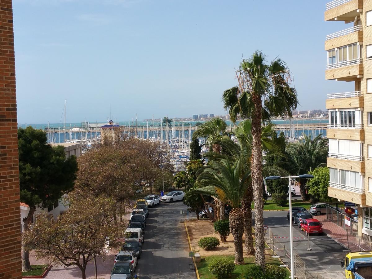 Unique Hotel Apartments Torrevieja Exterior foto