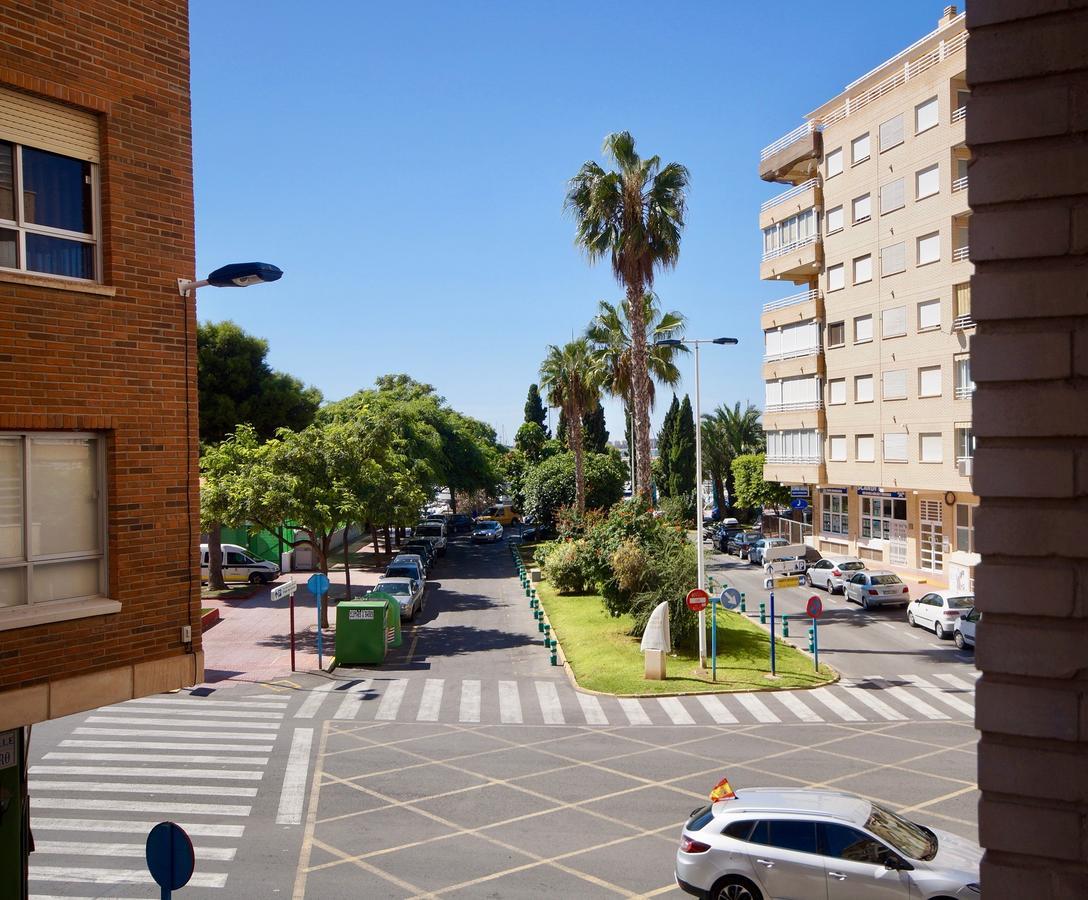 Unique Hotel Apartments Torrevieja Exterior foto